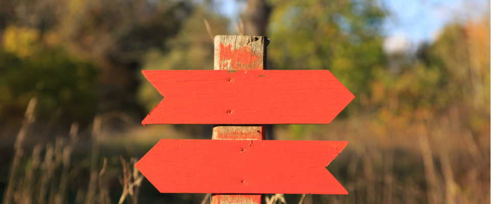 two red direction signs. How to fix Err_too_many_redirects